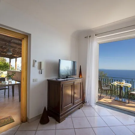 Holiday home Casa Luci Praiano